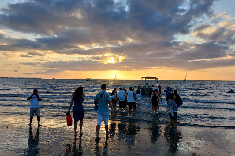Nadi: Sunset Cruise with Evening Relaxation