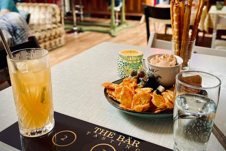 Cologne: Gin Tasting at The Bär with Welcome Cocktail