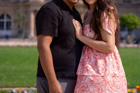 Paris: Private photo shooting at the Luxembourg Garden