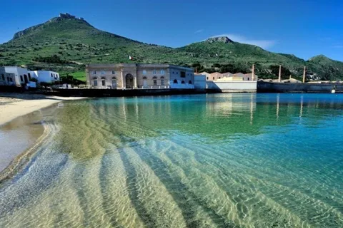 From Trapani: Favignana and Levanzo Shuttle Tour