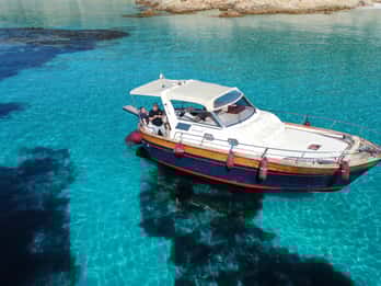 La Maddalena Archipelago: private all inclusive boat tour