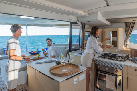 Luxury Catamaran Cruise Along Algarve Coast Half-day Luxury Catamaran Experience - Portimão