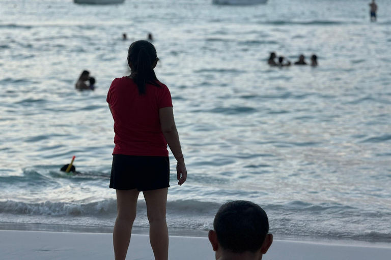 Żeglowanie o zachodzie słońca na Isla Mujeres z transferem do Cancún"Żeglowanie o zachodzie słońca do Isla Mujeres z transferem do Cancún"