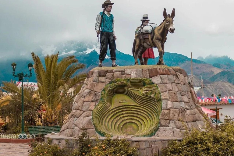 Half-day tour to Maras and Moray with local guide and panoramic views