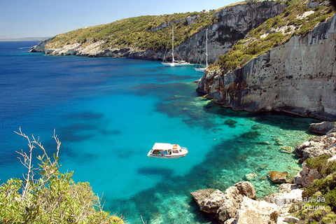 Zakynthos: Sunset Boat with Swim Stops and Prosecco Aperitif