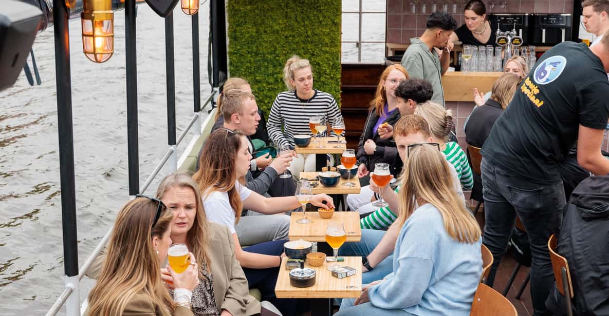Afbeelding 10 van Groningen: Terrasboot ervaring met een gezellige bar