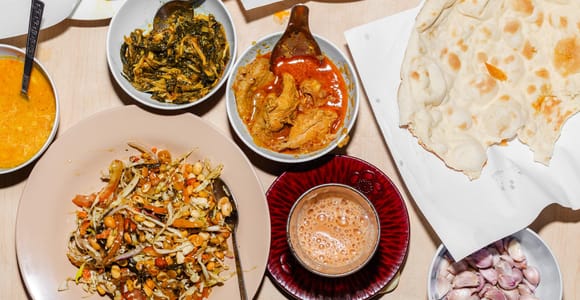 Phuket: Southern Flavours Foodtour mit 15+ Verkostungen