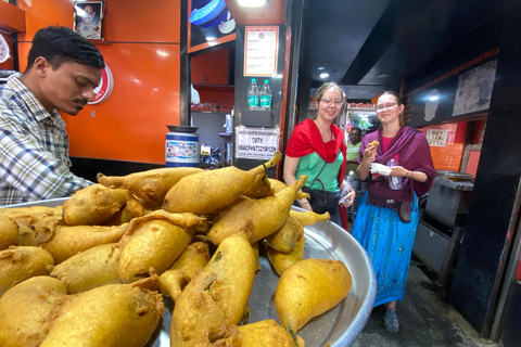 jodhpur: tour gastronômico de rua com mais de 8 degustações de alimentosjodhpur: passeio gastronômico de rua com mais de 8 degustações de comida