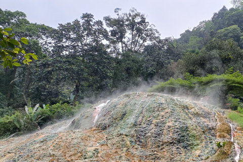 Le meraviglie naturali segrete e poco affollate di Java: 2-D tutto compresoJava fuori dai sentieri battuti: splendore coloniale e meraviglie naturali