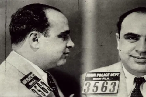 Chicago: Gangsters and Ghosts Luxury Minibus Tour
