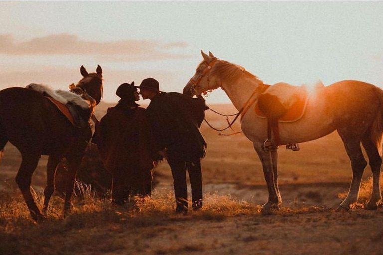 Randonnée à cheval en Cappadoce - Ferme équestre de CappadoceRandonnée à cheval en Cappadoce