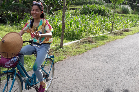 Yogyakarta: fietstocht en dorpsrondleiding in ImogiriYogyakarta: Fietsen in Imogiri en dorpsrondleiding