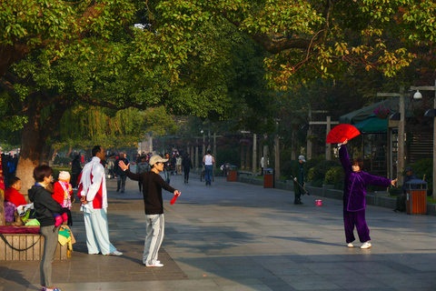 Hangzhou: West Lake Tai Chi & Kung Fu Class