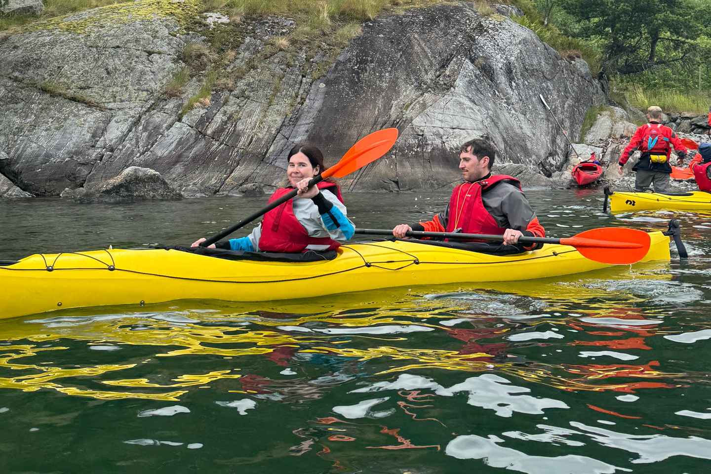 Hardangerfjord: Guided Kayak Tour