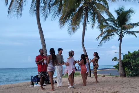 San Juan : Cours de salsa au coucher du soleil sur la plage