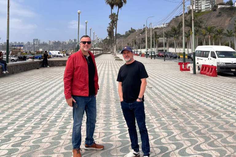 Lima: Private Tour of Barranco, La Herradura, and the Pachacámac Sanctuary