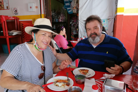 Cancún Foodie Delight: Local Markets &amp; Street Food FeastMeeting Point Cancun Downtown