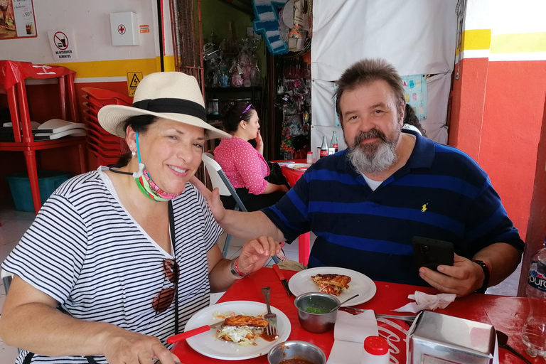 Cancún Delícia gastronómica: Mercados locais e festa de comida de ruaPonto de encontro Cancun Downtown