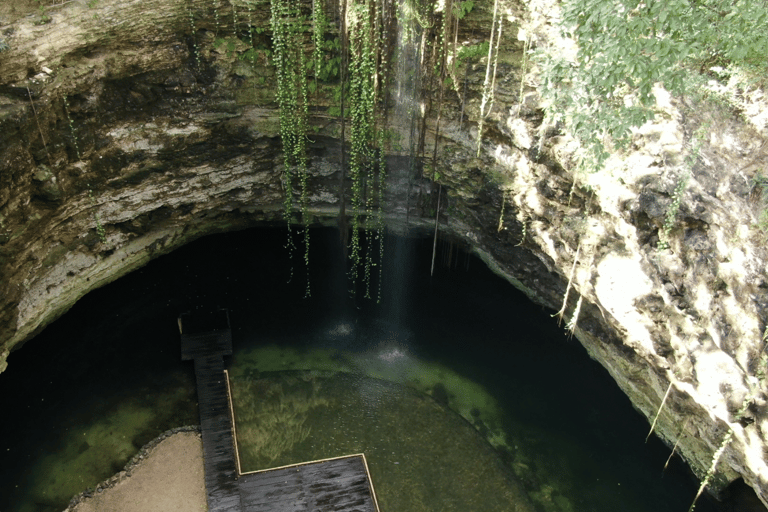 Z Riviera Maya: Wycieczka Ek Balam i Cenote z lunchem i odbioremZ Riviera Maya: Wycieczka, udogodnienia + lunch w pudełku + napoje