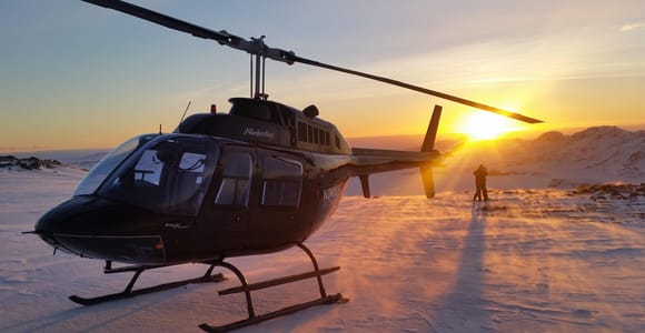 Reykjavík: Buggy & Helicopter Tour with Mountaintop Landing