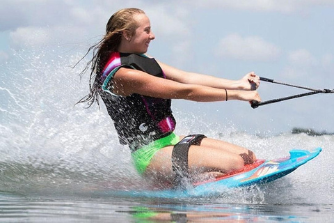Muscat: Wakeboarding Session at Al Mouj Marina