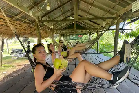 Descobre excursões de meio dia no campo ;gruta;sal;quinta de pimenta