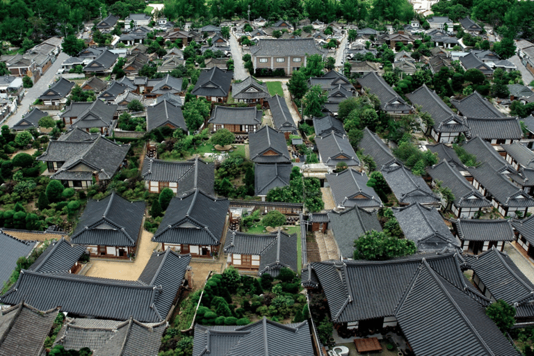 Séoul/Busan : village Hanok de Jeonju avec expérience HanbokDepuis Séoul - Visite de groupe, rendez-vous à Myeongdong