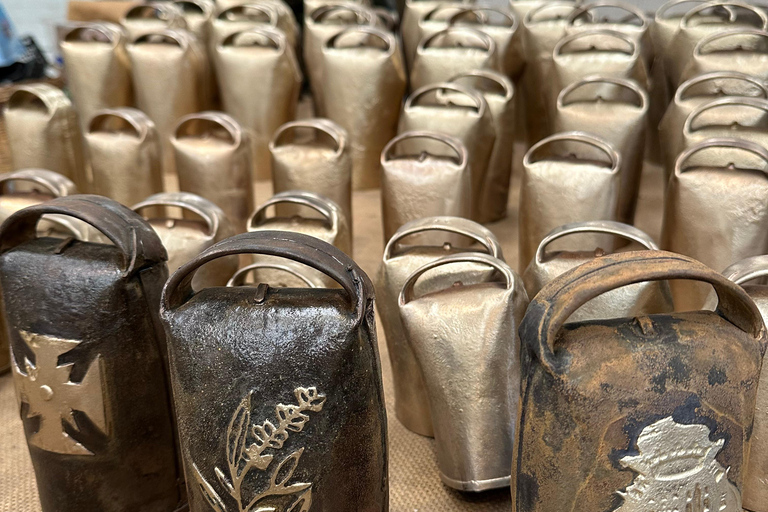 Alentejo cowbells: a guided tour of a craft factory Alentejo rattles: a guided tour of an artisanal factory