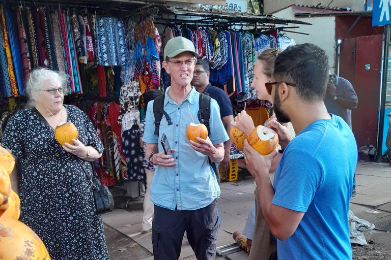Scooter Street Eats Tour in Colombo ( All inclusion )