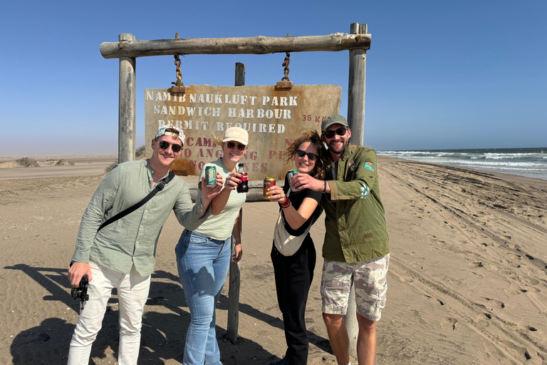 Walvisbay: Sandwich Harbour 4x4 Tour-Unparalleled Experience