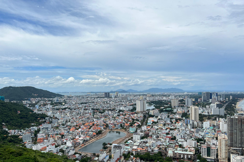 Vung Tau Tour Privado de la Ciudad y Comida Callejera con Guía FemeninaSe excluyen los alimentos