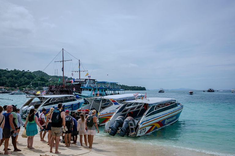 Phi Phi: passeio de barco pelas 7 ilhas com pôr do sol e plâncton