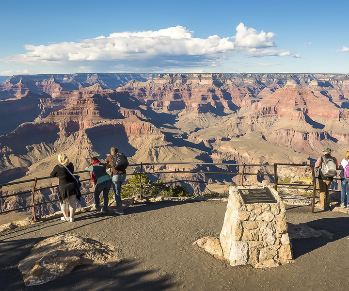 From Phoenix: Grand Canyon Tour with Sedona and Oak Creek