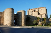 Ronda, In-App Audio Walking Tour via Smartphone App - Housity