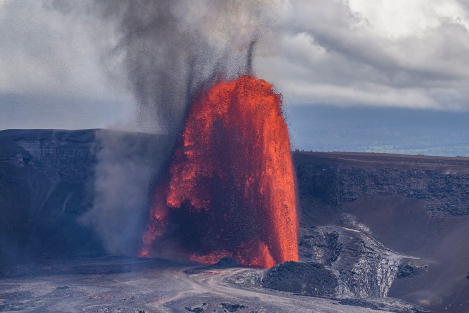 A Guided Hike Adventure: Kilauea Iki Crater and a Lava Tube