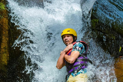 从康提出发：安布鲁瓦瓦和基图尔加拉一日游从康提出发：安布卢瓦瓦和基图尔加拉一日游