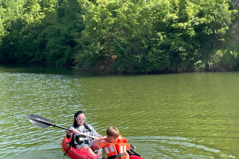 Lalez Wine Tasting, Wine Tour, Kayak & Full Lunch Experience German speaking private group