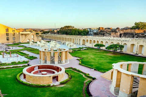 From Delhi: Jaipur Same-Day Tour Delhi: All Inclusive Sam Day Tour Driver, Guide, With Ticket