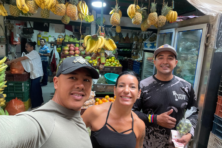 From Medellín: Pineapple Farm Experience with Tasting