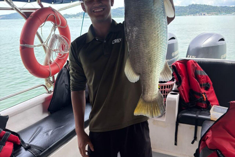 Langkawi Island Hopping Speedboat with BBQ & Fishing Options Shared Island Hopping with Cenang & Tengah Hotel Transfers