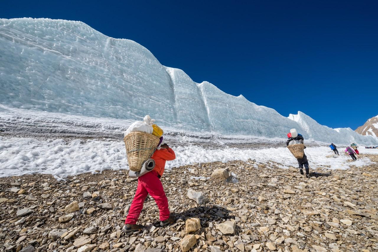 Gepäckträger für Langtang-TrekLangtang-Träger