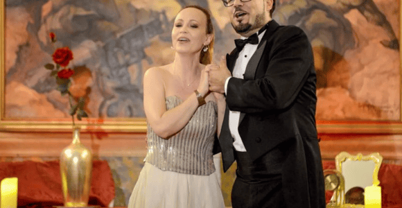Verona: 60-Minute Opera Concert in a Palace with Prosecco