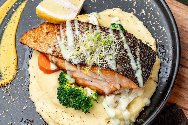 NYC: Central Park Cafe Scenic Lunch & Dinner Experience 4-Course Lunch or Dinner