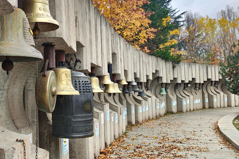 索非亚钟声公园，超过 100 个钟声。导游陪同，接送服务索非亚钟声公园，超过 100 个钟声。导览，接送服务