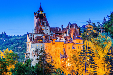 3 châteaux en 1 journée visite guidée : Mercredi, Dracula et Peles