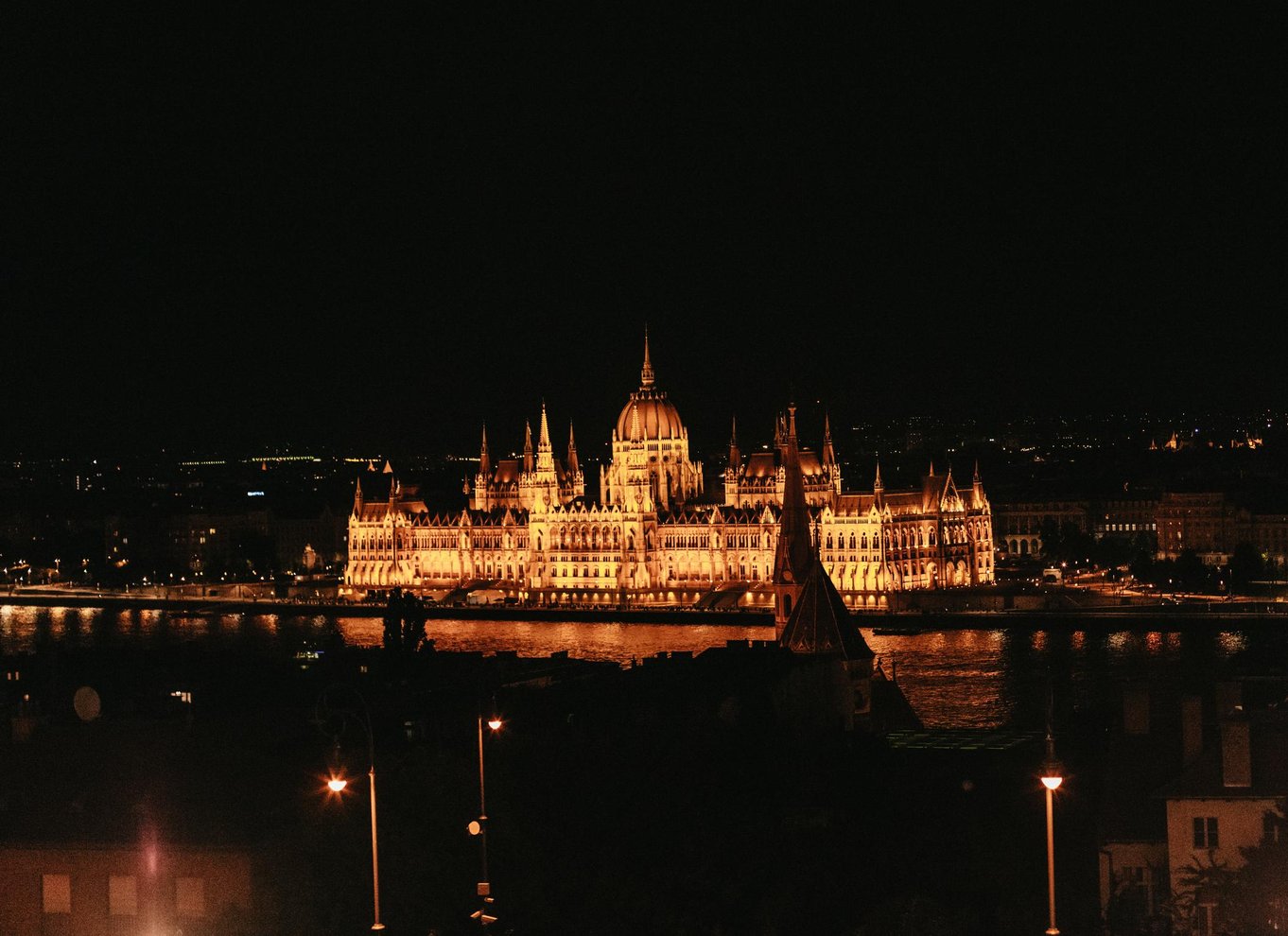 Budapest: Buda Castle District Vampires and Myths Aftentur