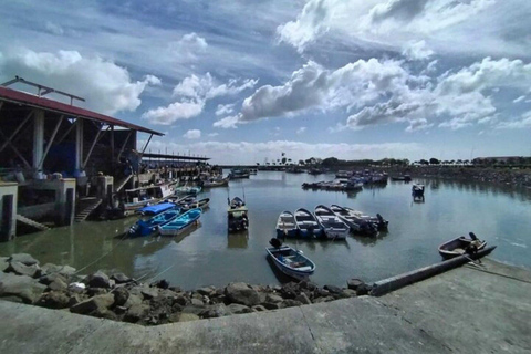 Panama City: Traditional Food Crawl with a Local