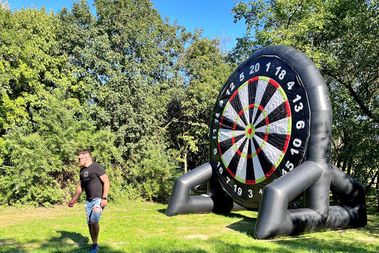Bratislava: esperienza di footdarts con istruttoreBratislava: Prova il footdarts con un istruttore