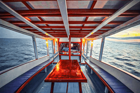 Ko Tao: Vintage Boat-Small Group Snorkeling Day Trip w/Meals