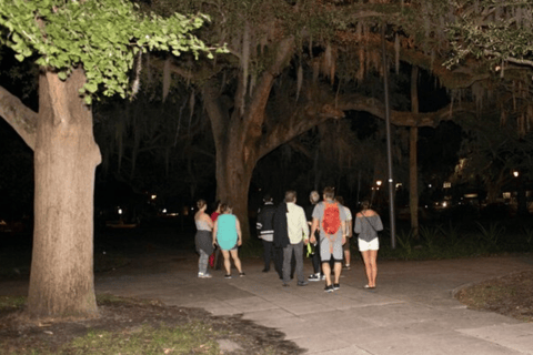 Savannah: Ghost & Graveyard Walking Tour With Local Guide Standard Option